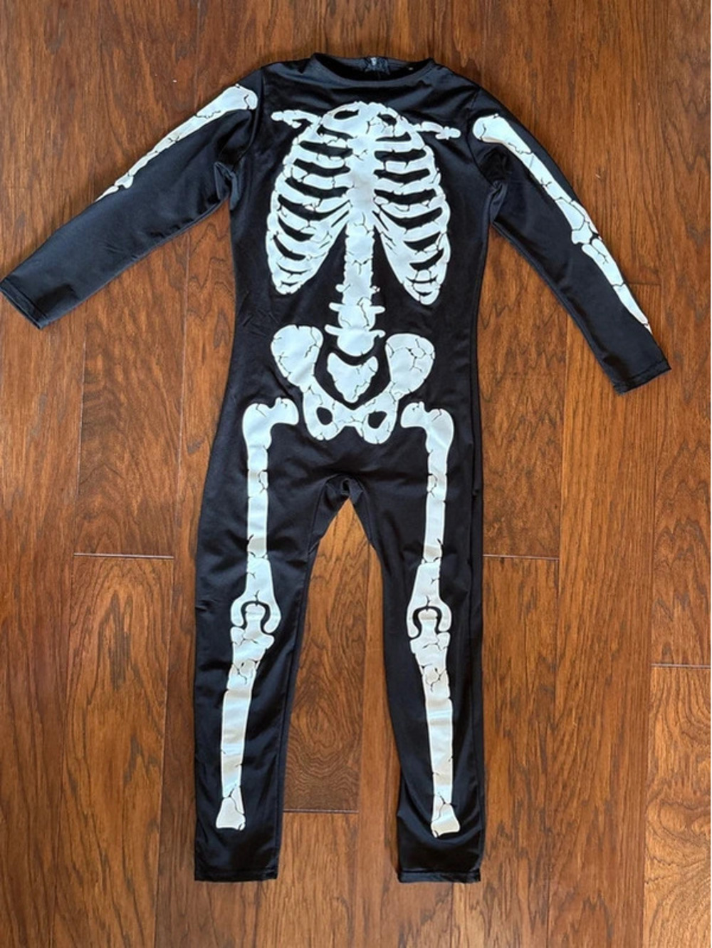 Kids skeleton costume. Medium.